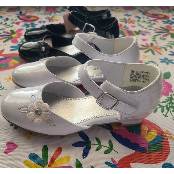 Christie & Jill Heaven Shoes Girls Size 2 WHTE/BLK Ankle Strap Mary Jane 2 pair - Picture 2 of 6